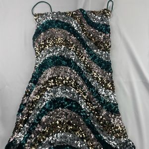 selfie leslie saints and secrets green disco dress